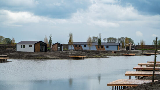 IJssel Landen - bungalow met steiger IJssel Landen - bungalow met steiger